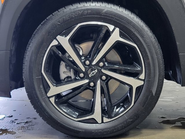 Certified 2023 Chevrolet TrailBlazer RS w/ Sun and Liftgate Package AWD/4WD image 10