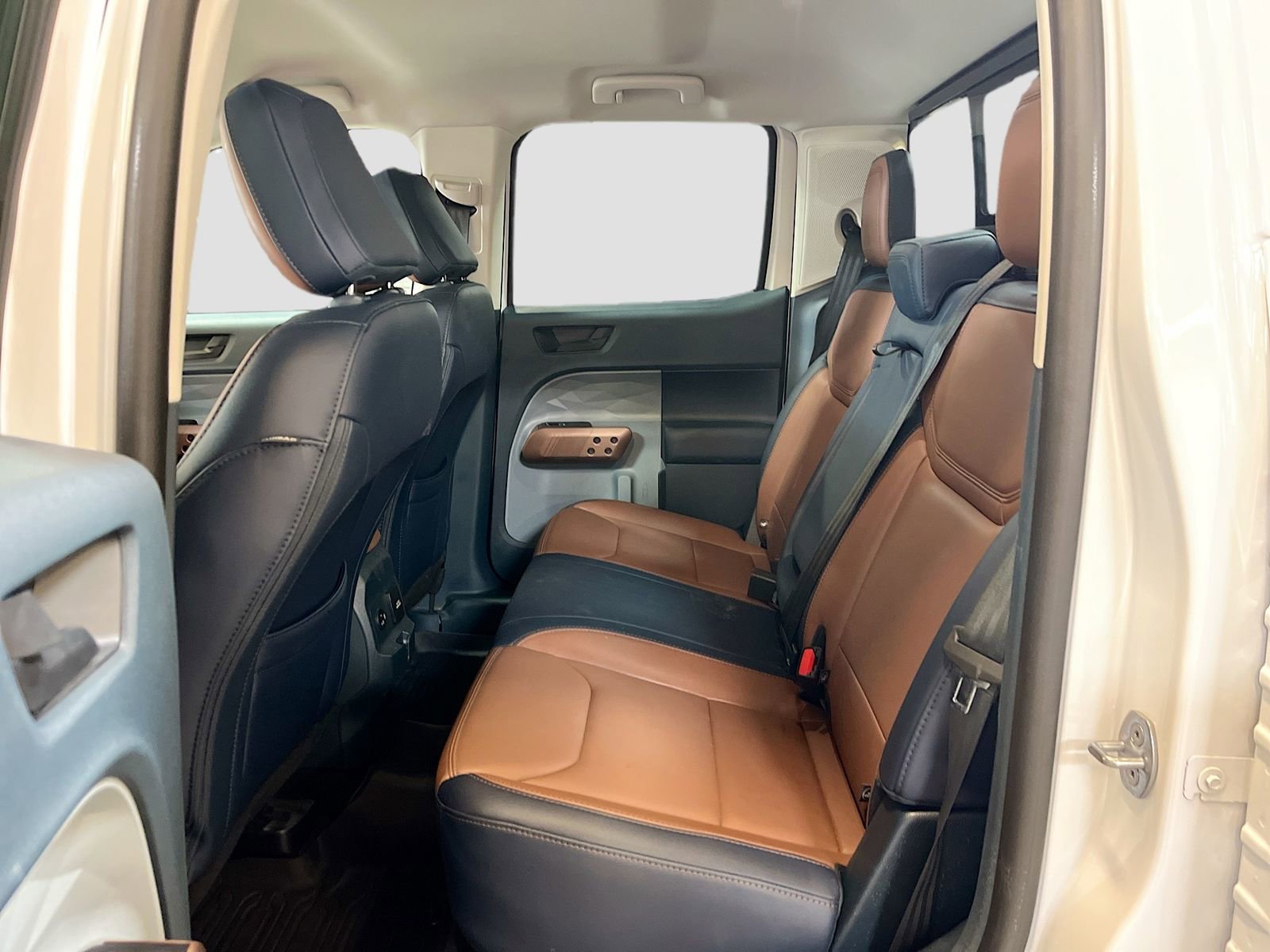 Used 2024 Ford Maverick Lariat w/ FX4 Off-Road Package AWD/4WD image 25