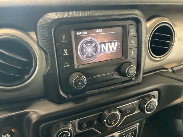 Used 2020 Jeep Wrangler Sport AWD/4WD image 30