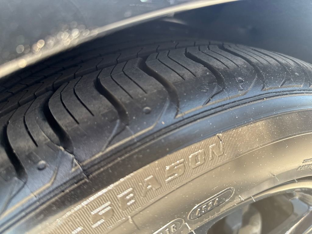 Used 2022 Chevrolet Camaro LT RWD image 14