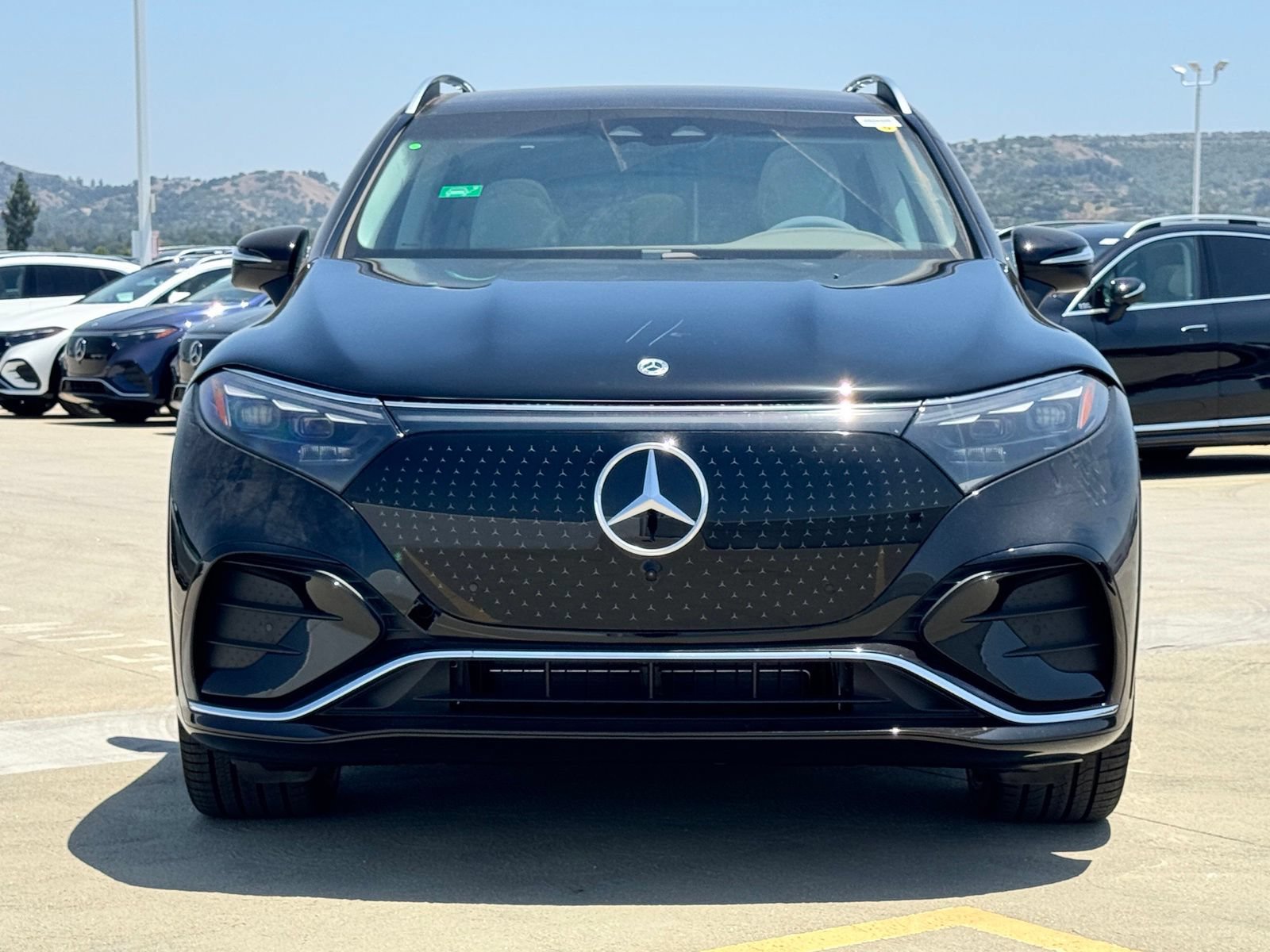 New 2026 Mercedes-Benz EQS 400 4MATIC SUV image 5