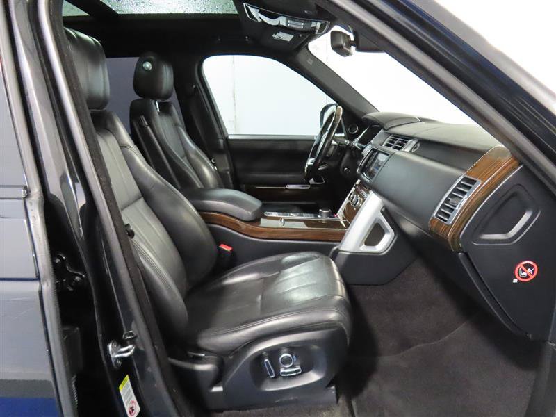 Used 2016 Land Rover Range Rover Supercharged AWD/4WD image 38