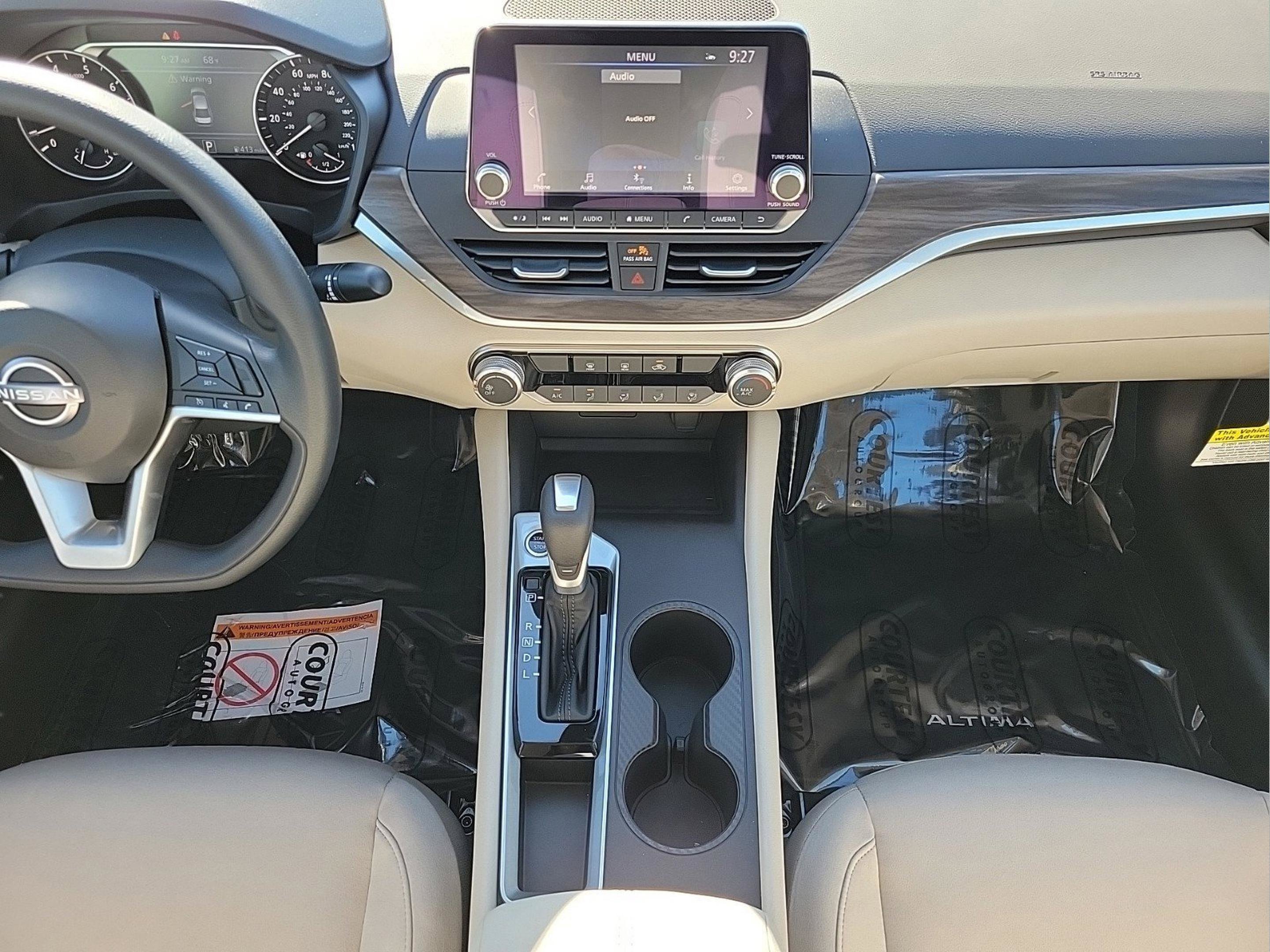 New 2025 Nissan Altima 2.5 SV FWD image 17