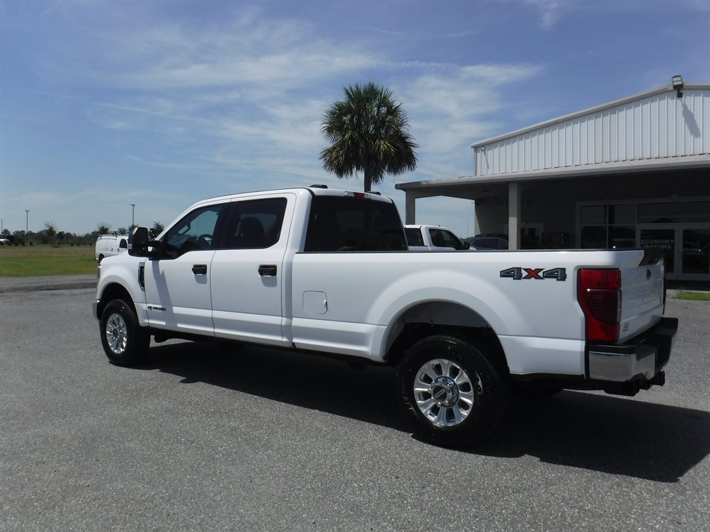 Used 2022 Ford F350 XLT image 9