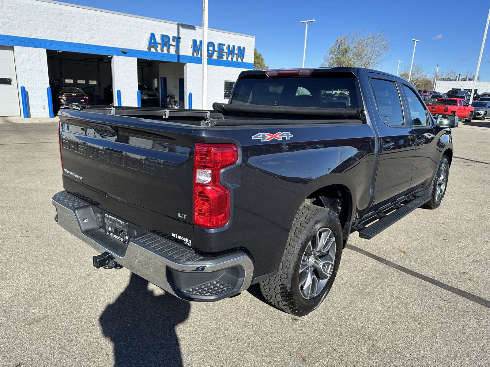 Used 2023 Chevrolet Silverado 1500 LT image 8