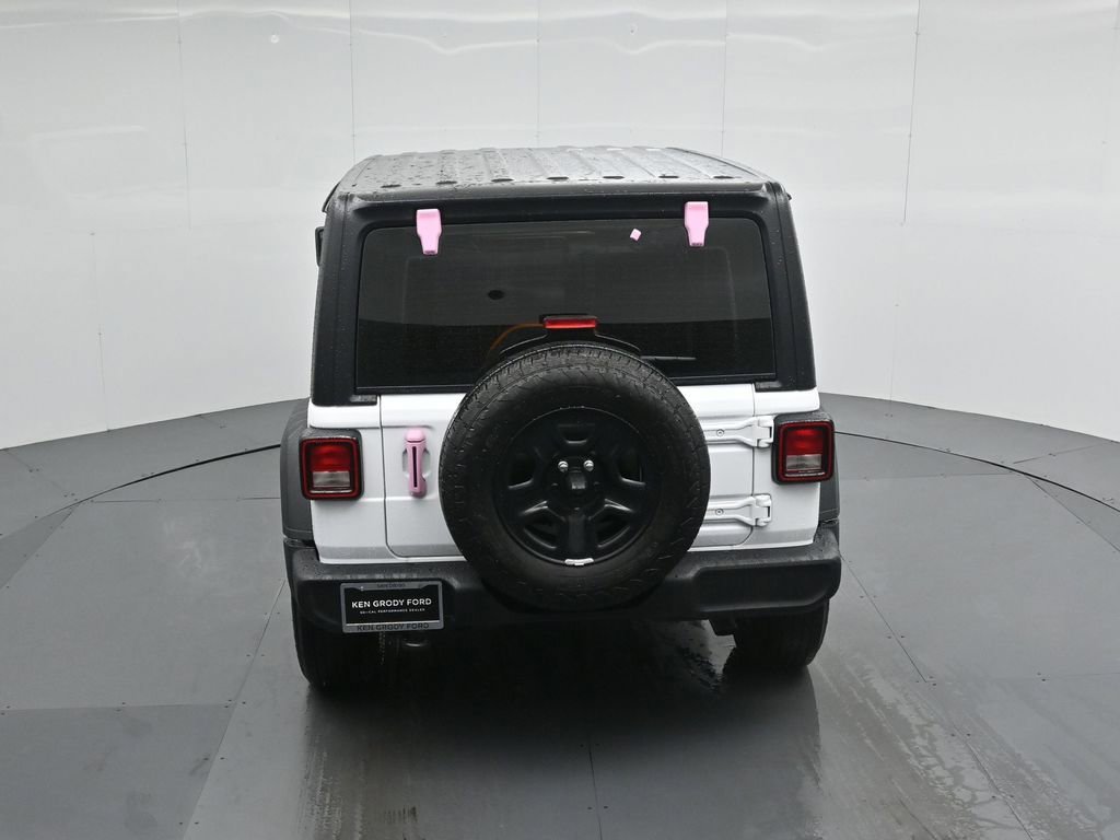 Used 2025 Jeep Wrangler Sport image 39