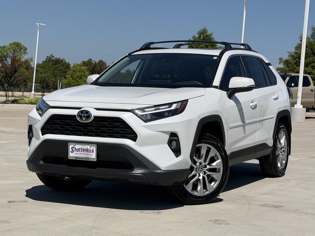 Used 2024 Toyota RAV4 XLE Premium FWD image 2