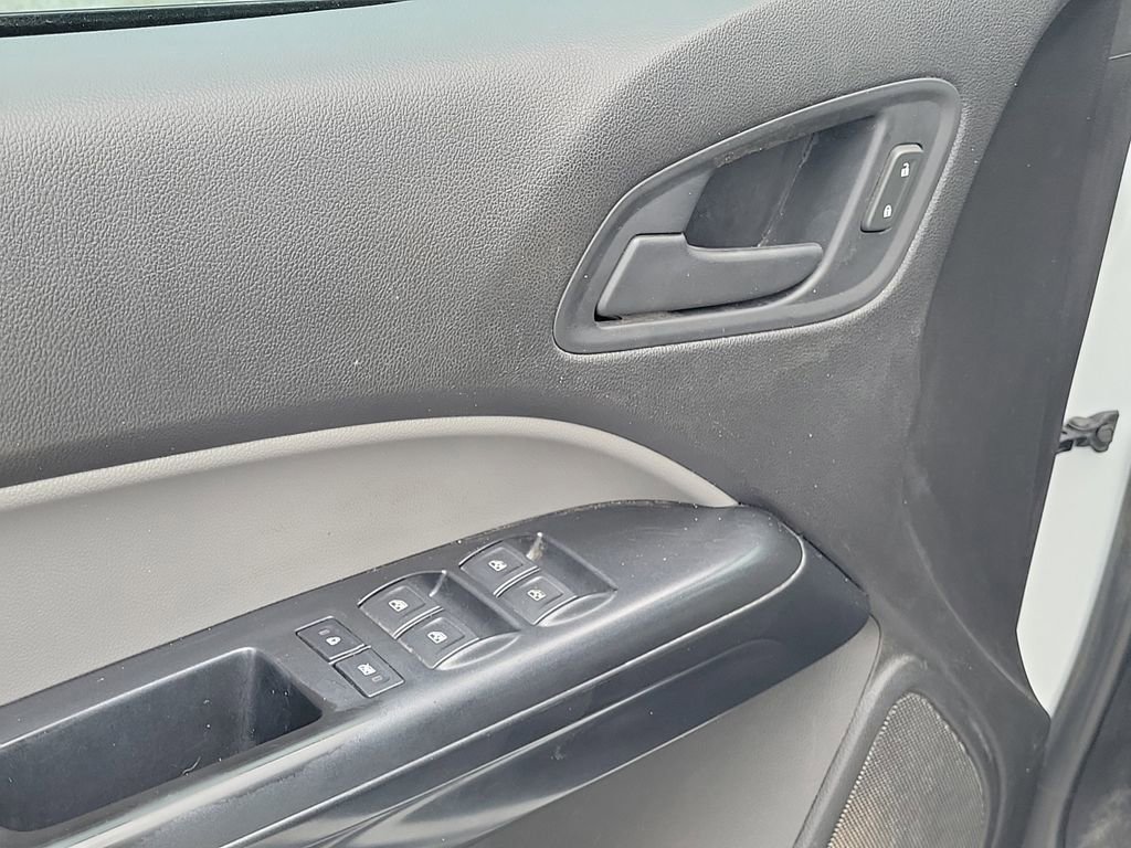 Used 2018 Chevrolet Colorado W/T w/ WT Convenience Package RWD image 20