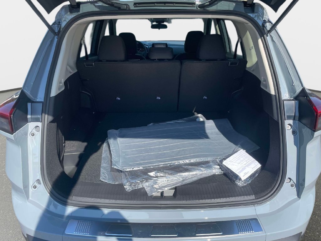 New 2027 Nissan Rogue SV FWD image 14