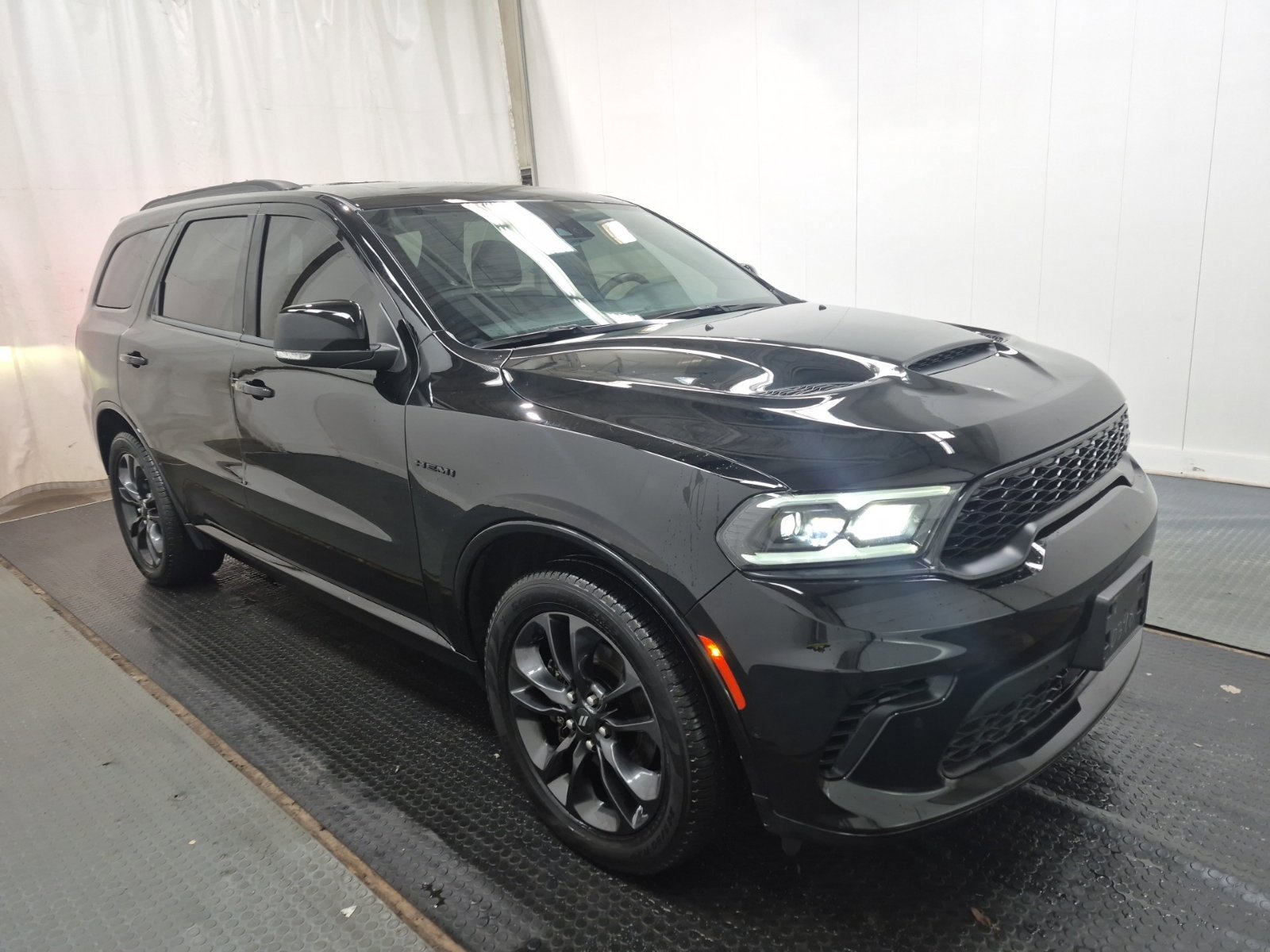 Used 2024 Dodge Durango R/T AWD/4WD image 6