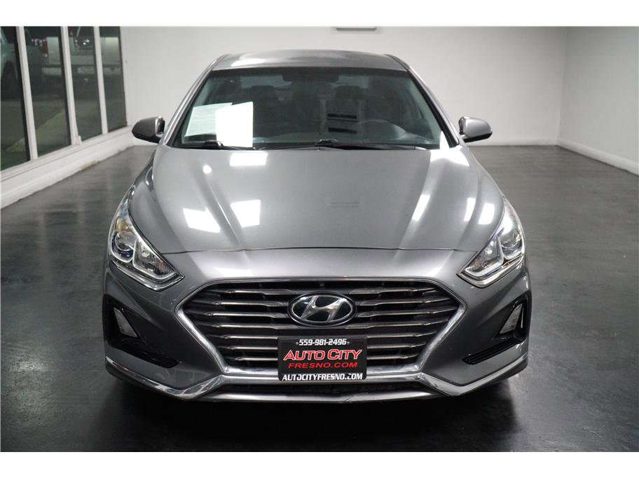 Used 2018 Hyundai Sonata SE w/ Cargo Package image 2
