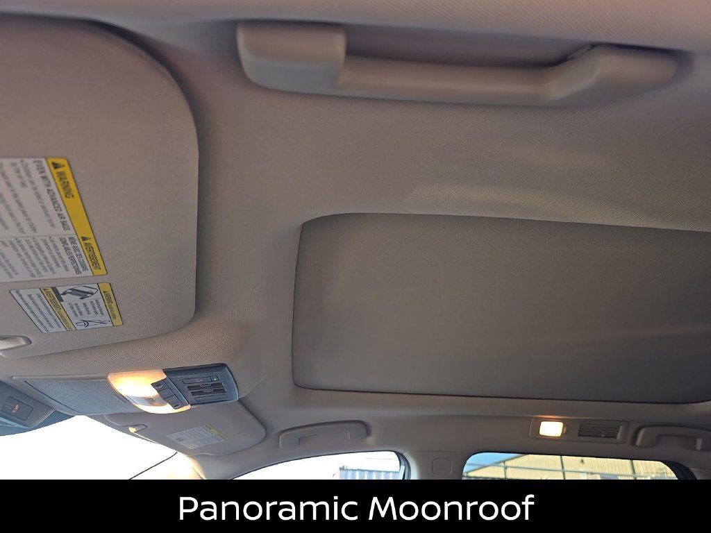 Certified 2025 Nissan Pathfinder SV w/ SV Premium Package FWD image 10