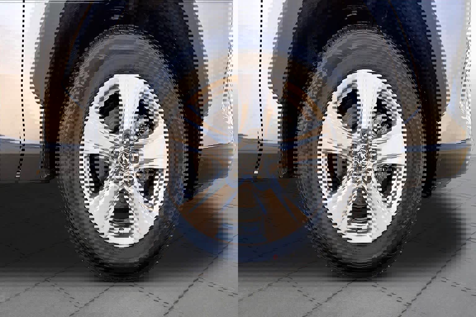 Used 2025 Toyota RAV4 XLE image 12