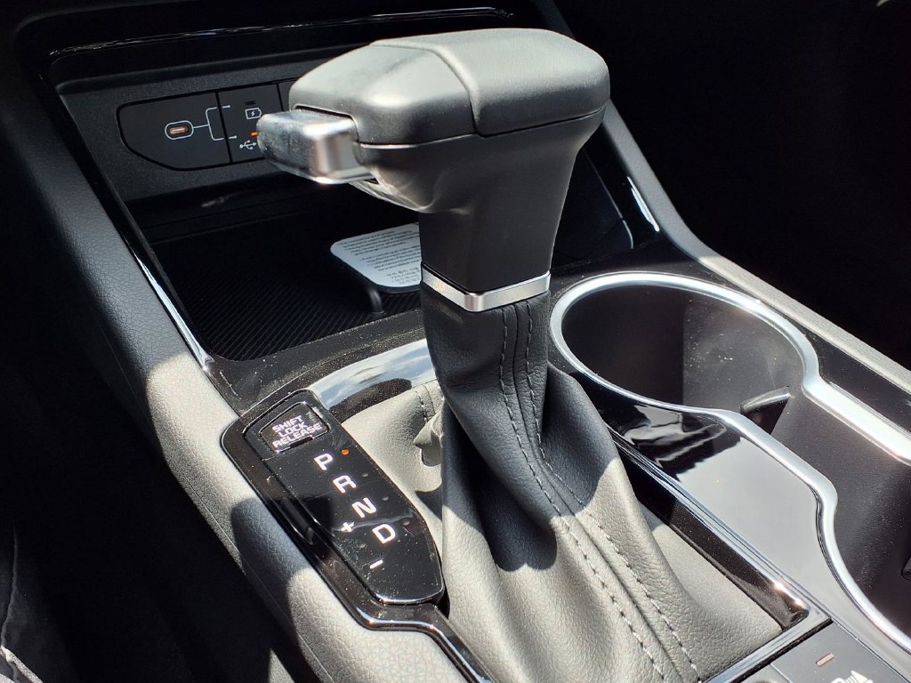 New 2026 Kia K5 GT-Line w/ GT-Line Premium Package FWD image 6