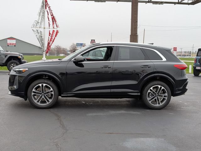 Used 2025 Audi Q5 Premium w/ Convenience Package AWD/4WD image 4