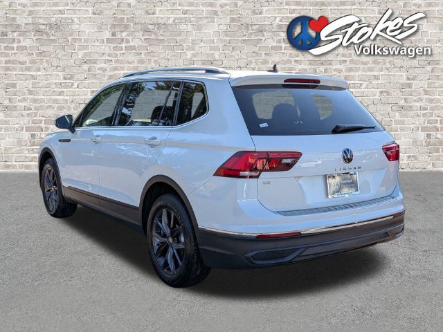 Certified 2023 Volkswagen Tiguan SE w/ Panoramic Sunroof Package FWD image 6