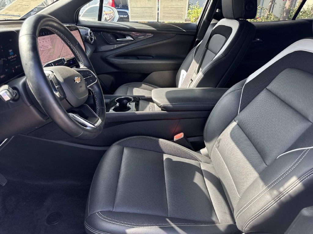 Used 2024 Chevrolet Blazer EV LT AWD/4WD image 18