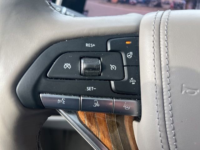 Used 2021 Cadillac Escalade ESV Sport Platinum image 31