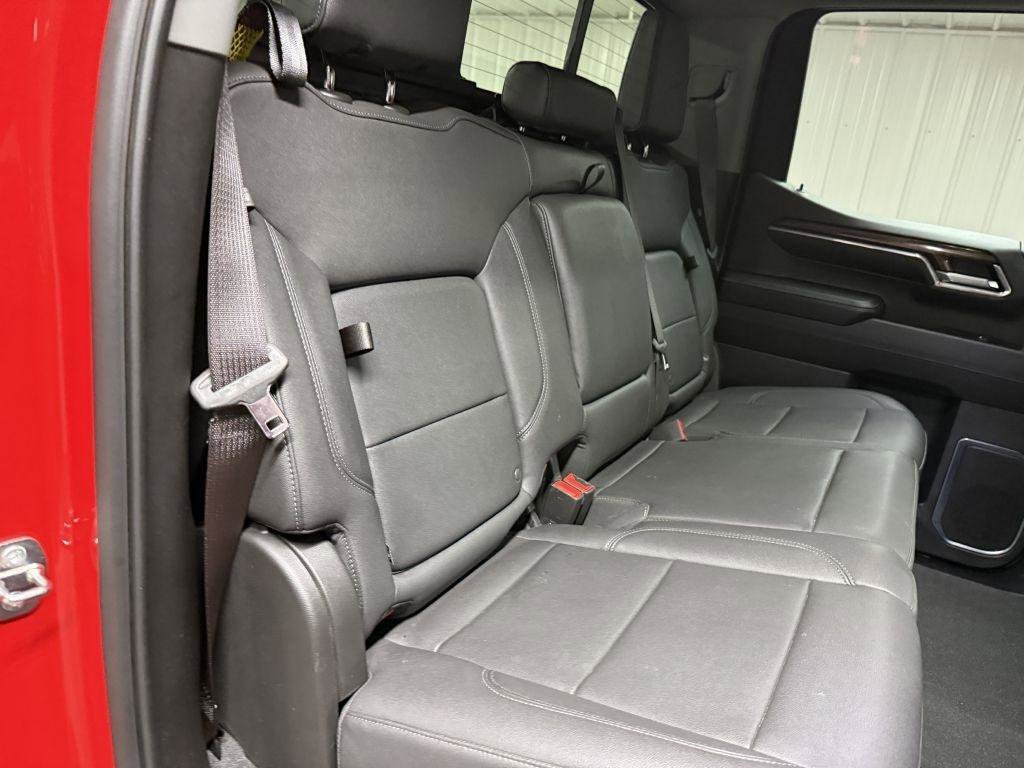 Used 2024 Chevrolet Silverado 1500 LT w/ Z71 Off-Road Package image 33