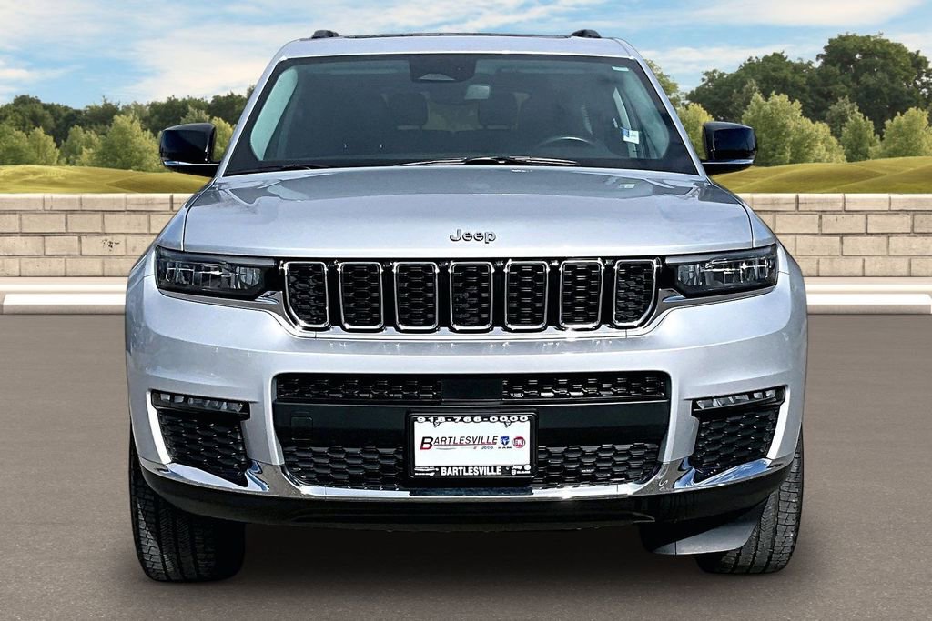 Used 2021 Jeep Grand Cherokee L Limited image 3