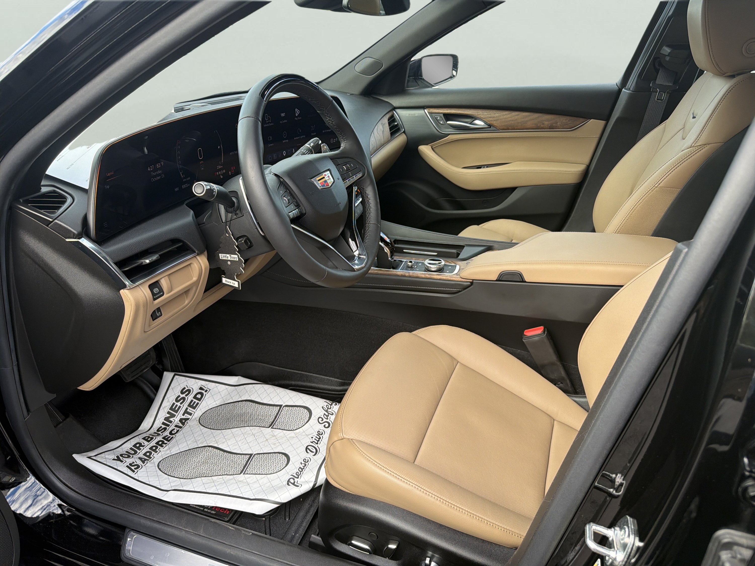 Used 2026 Cadillac CT5 Premium Luxury w/ Sun And Sound Package AWD/4WD image 3