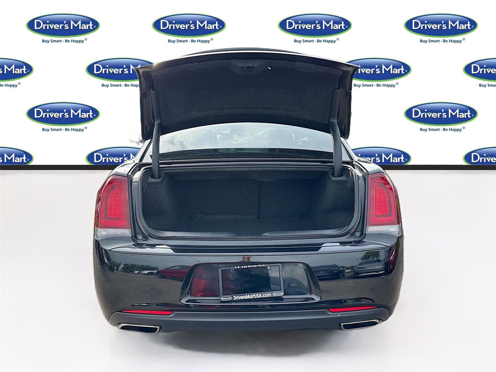 Used 2020 Chrysler 300 S RWD image 26