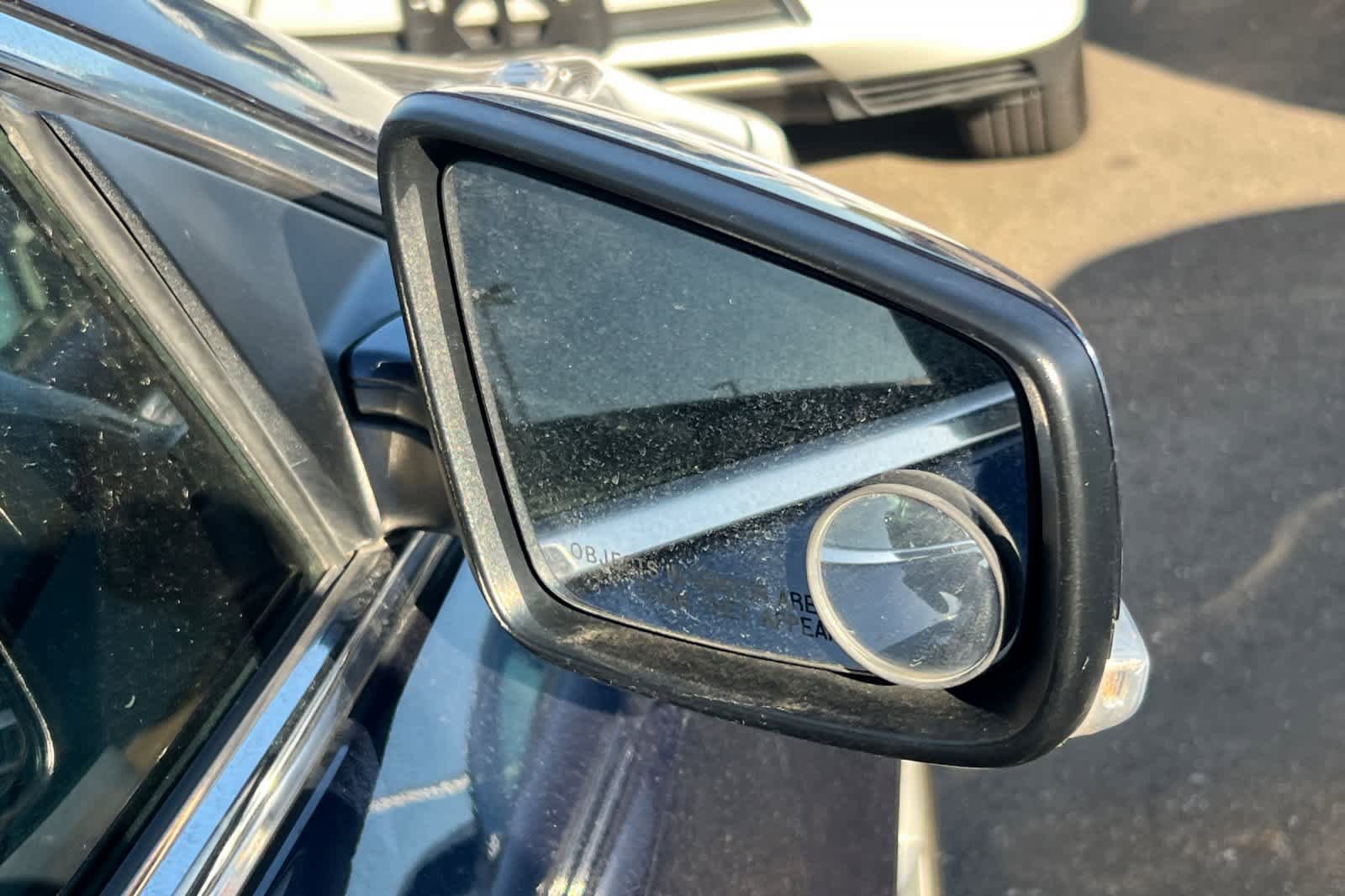 Used 2010 Buick LaCrosse CXL AWD/4WD image 16