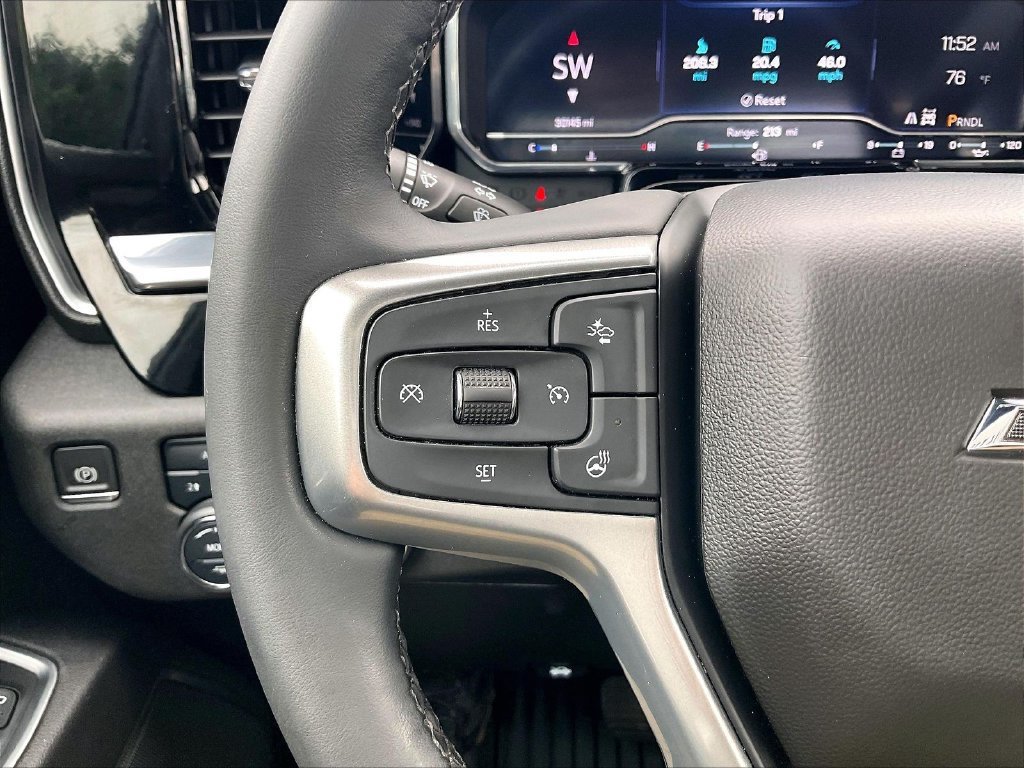 Used 2023 Chevrolet Silverado 1500 RST AWD/4WD image 21
