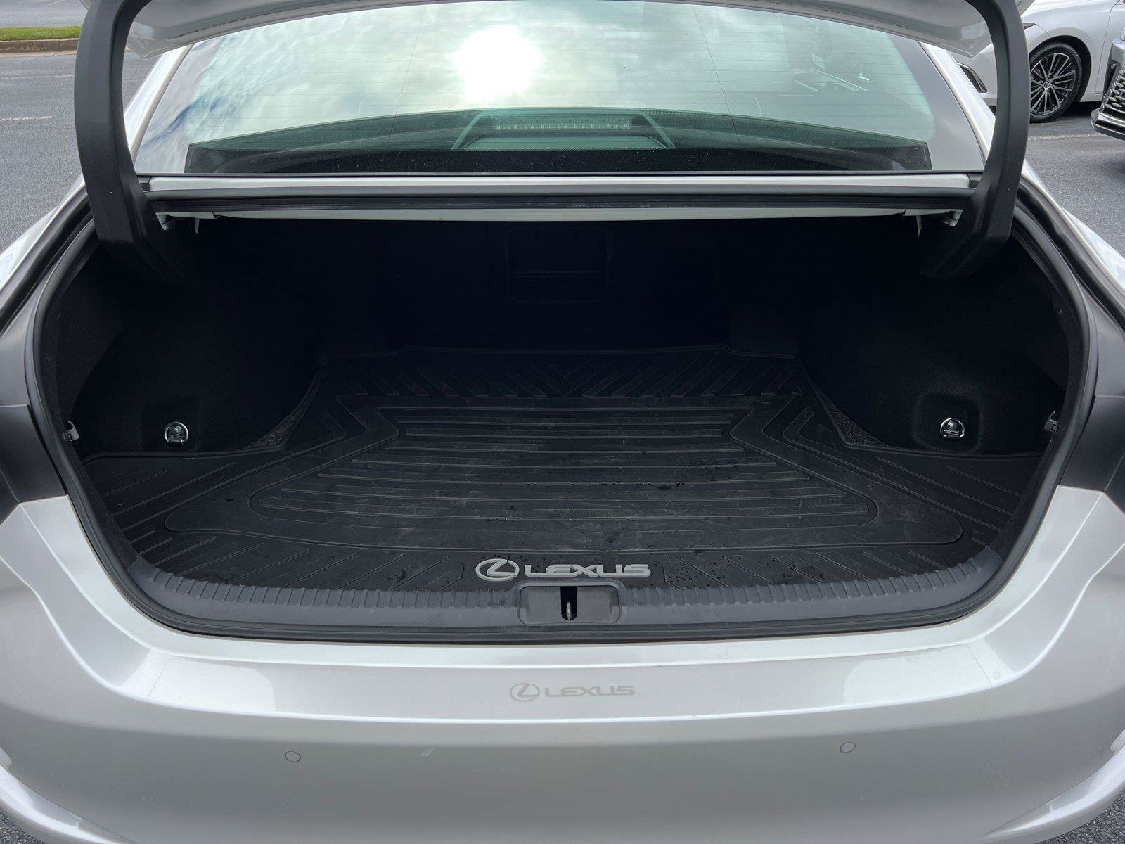 Certified 2024 Lexus ES 350 w/ Technology Package FWD image 18