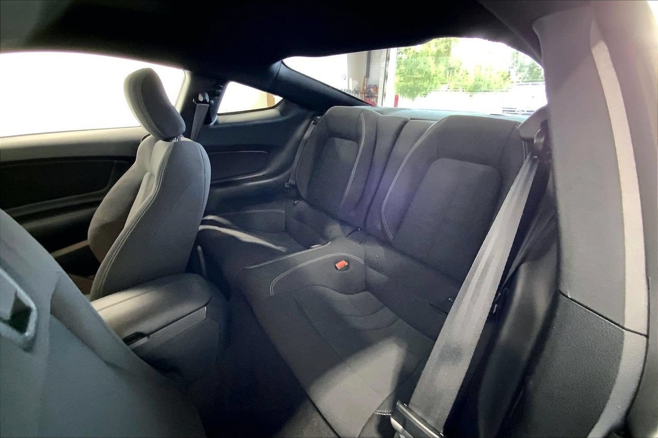 Used 2022 Ford Mustang GT RWD image 19