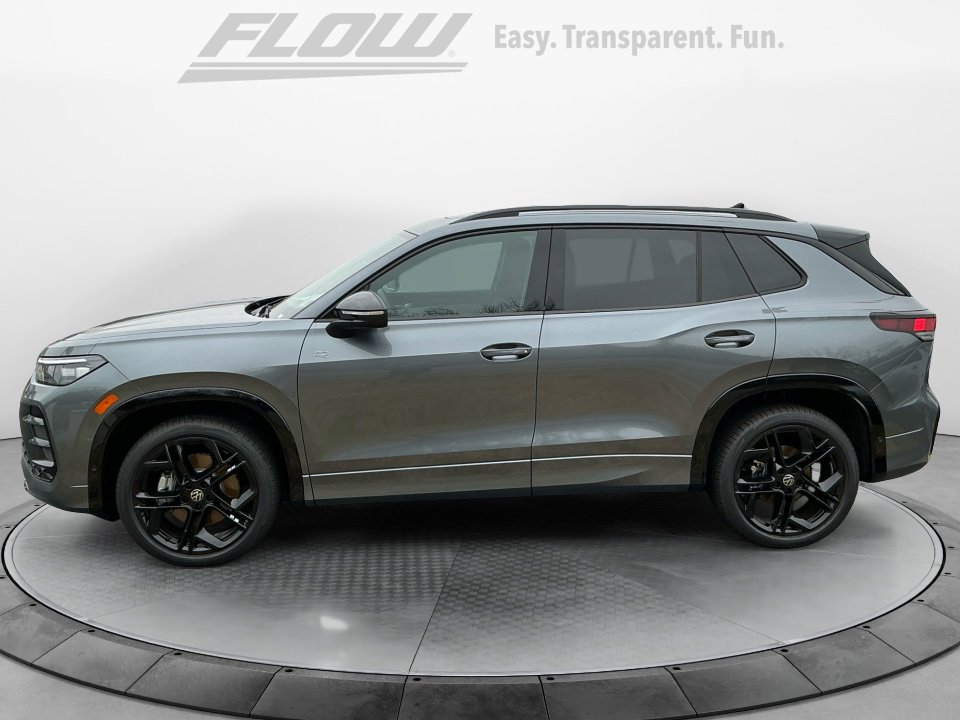 New 2026 Volkswagen Tiguan SE R-Line AWD/4WD image 4