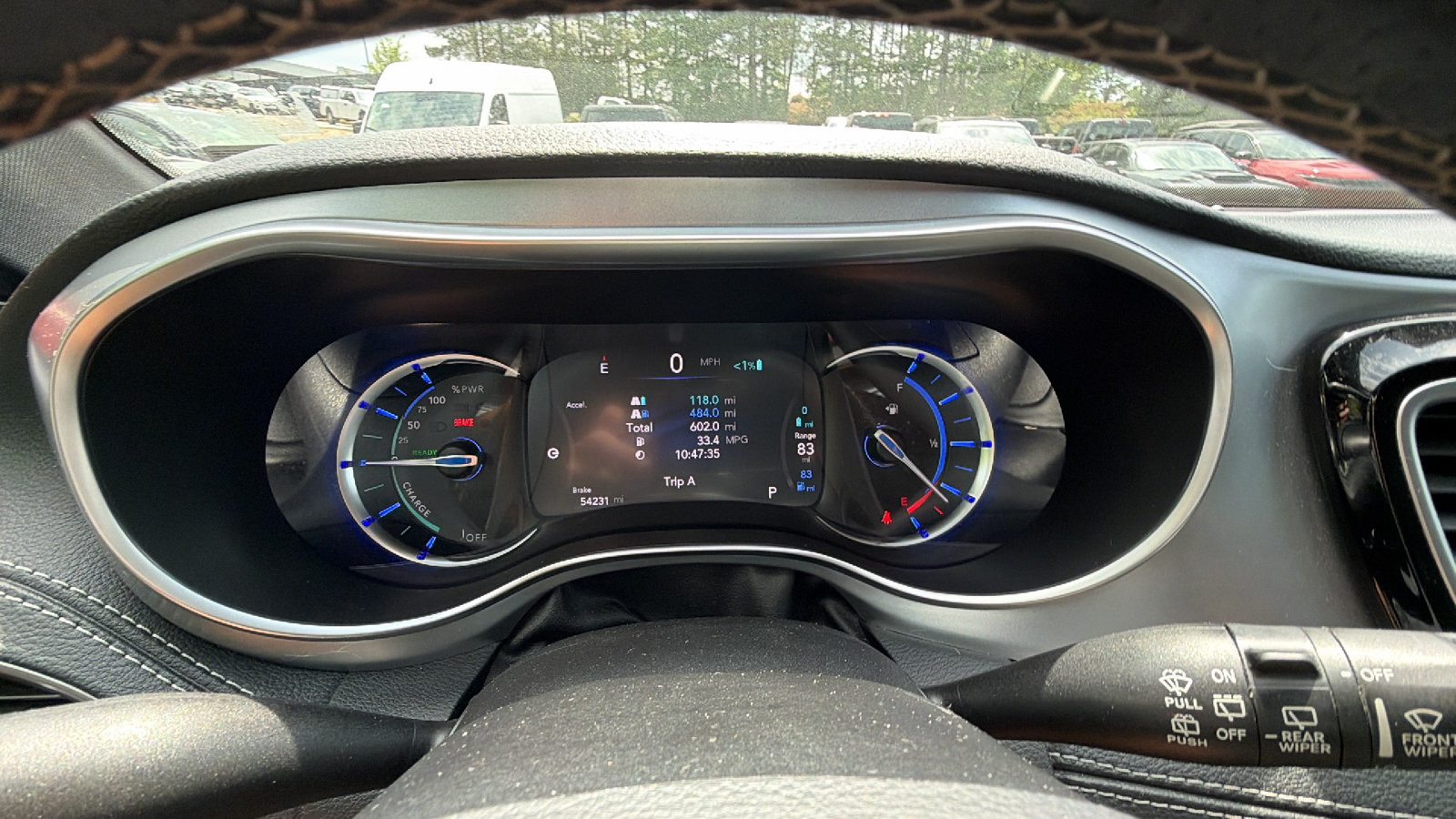 Used 2019 Chrysler Pacifica Limited w/ S Appearance Package FWD image 30