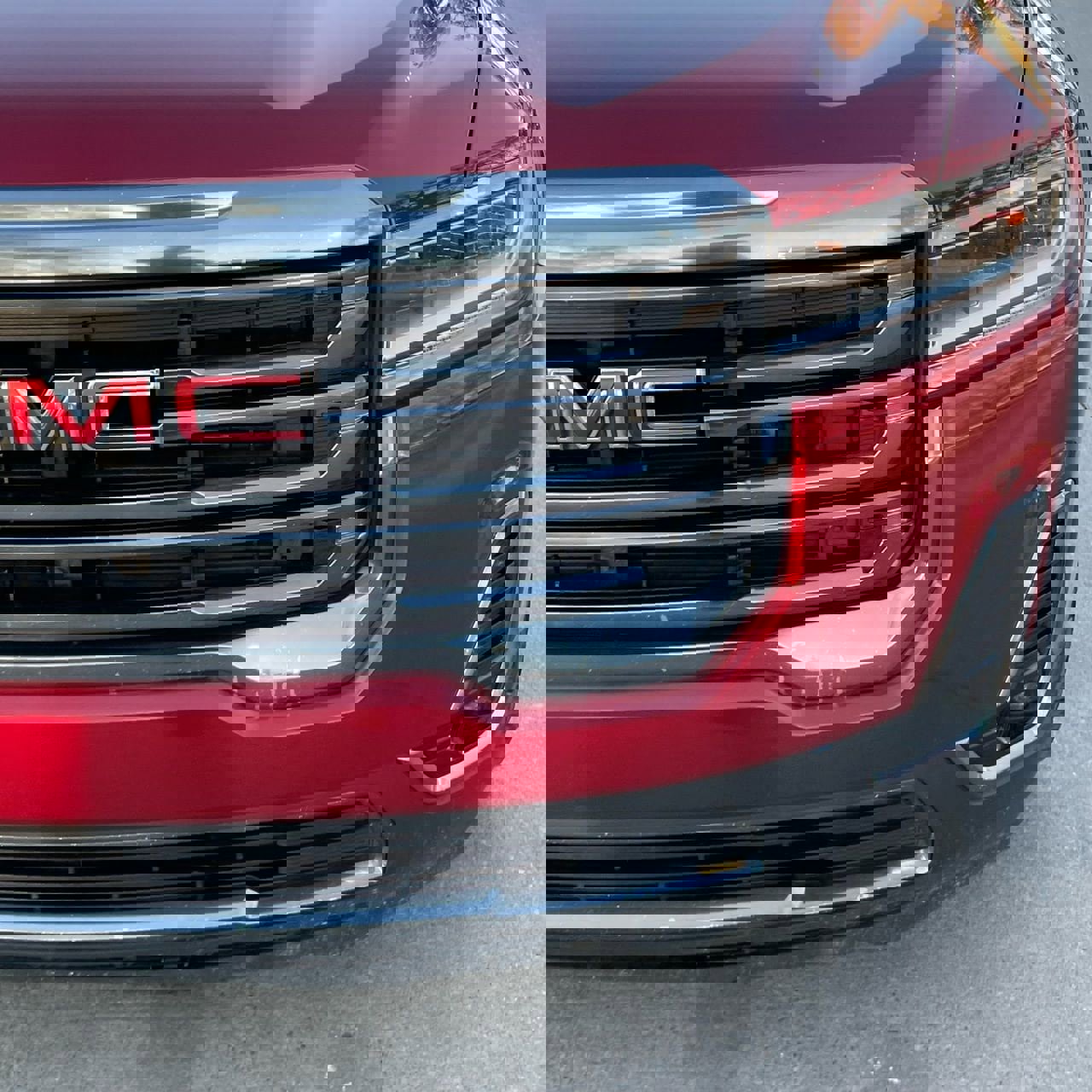 Used 2023 GMC Acadia AT4 image 8