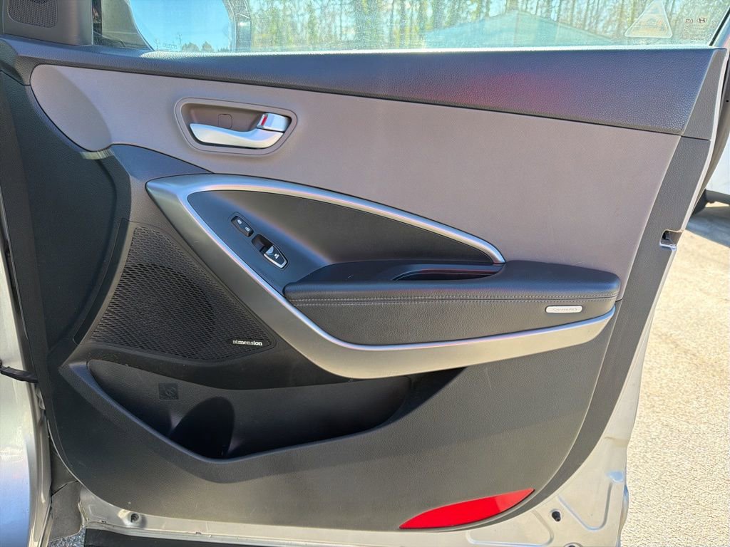 Used 2016 Hyundai Santa Fe SE w/ Option Group 03 image 31