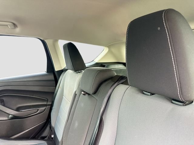 Used 2015 Ford Escape SE image 24