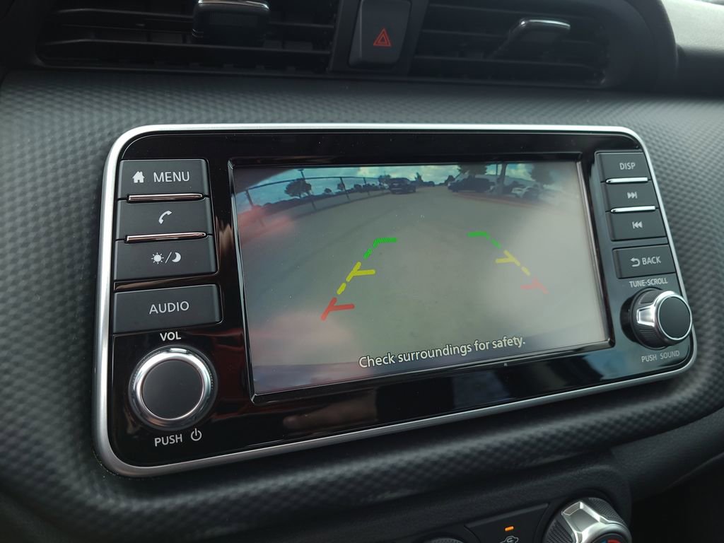 Certified 2025 Nissan Kicks Play S image 21