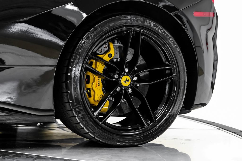 Used 2018 Ferrari 488 Spider RWD image 66