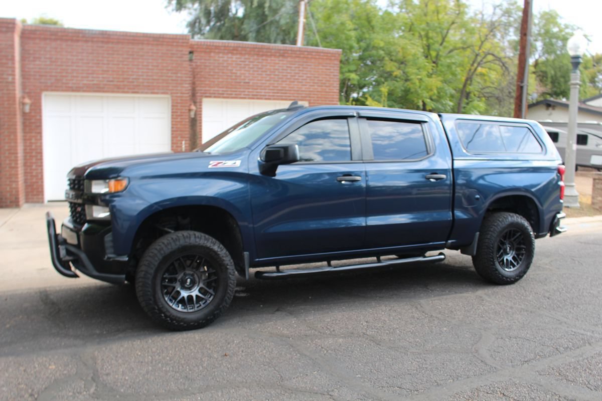 Used 2019 Chevrolet Silverado 1500 Custom Trail Boss w/ Custom Convenience Package AWD/4WD image 32