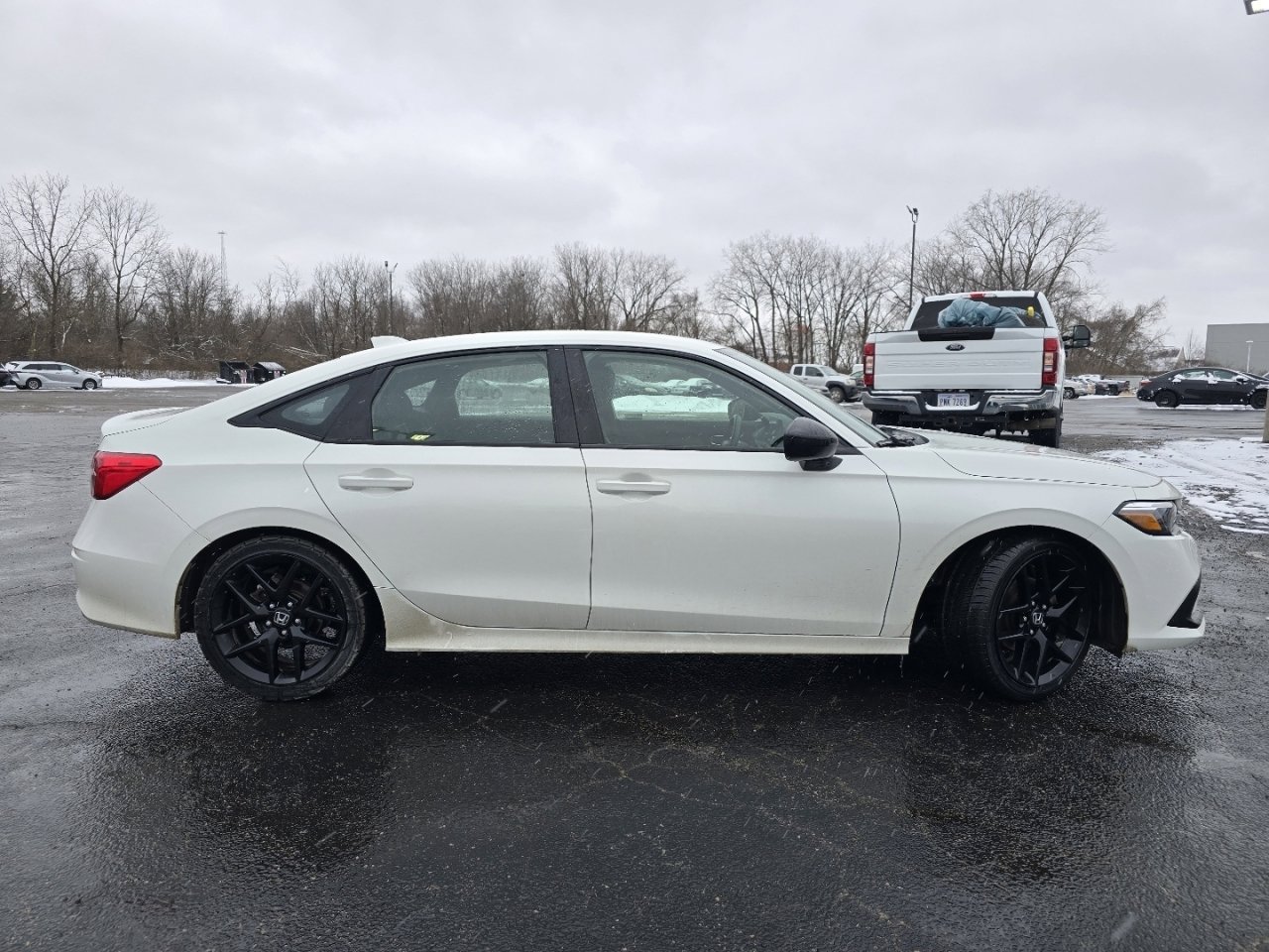 Used 2023 Honda Civic Sport image 6