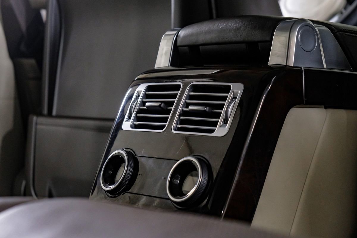 Used 2021 Land Rover Range Rover P525 Westminster Edition image 30