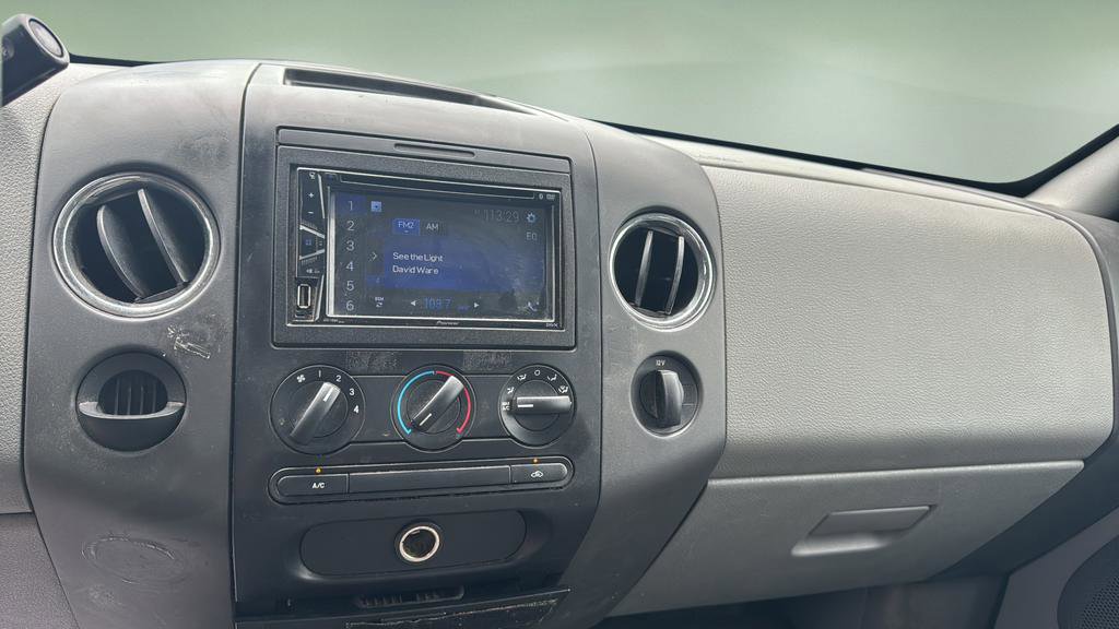 Used 2007 Ford F150 XLT RWD image 12