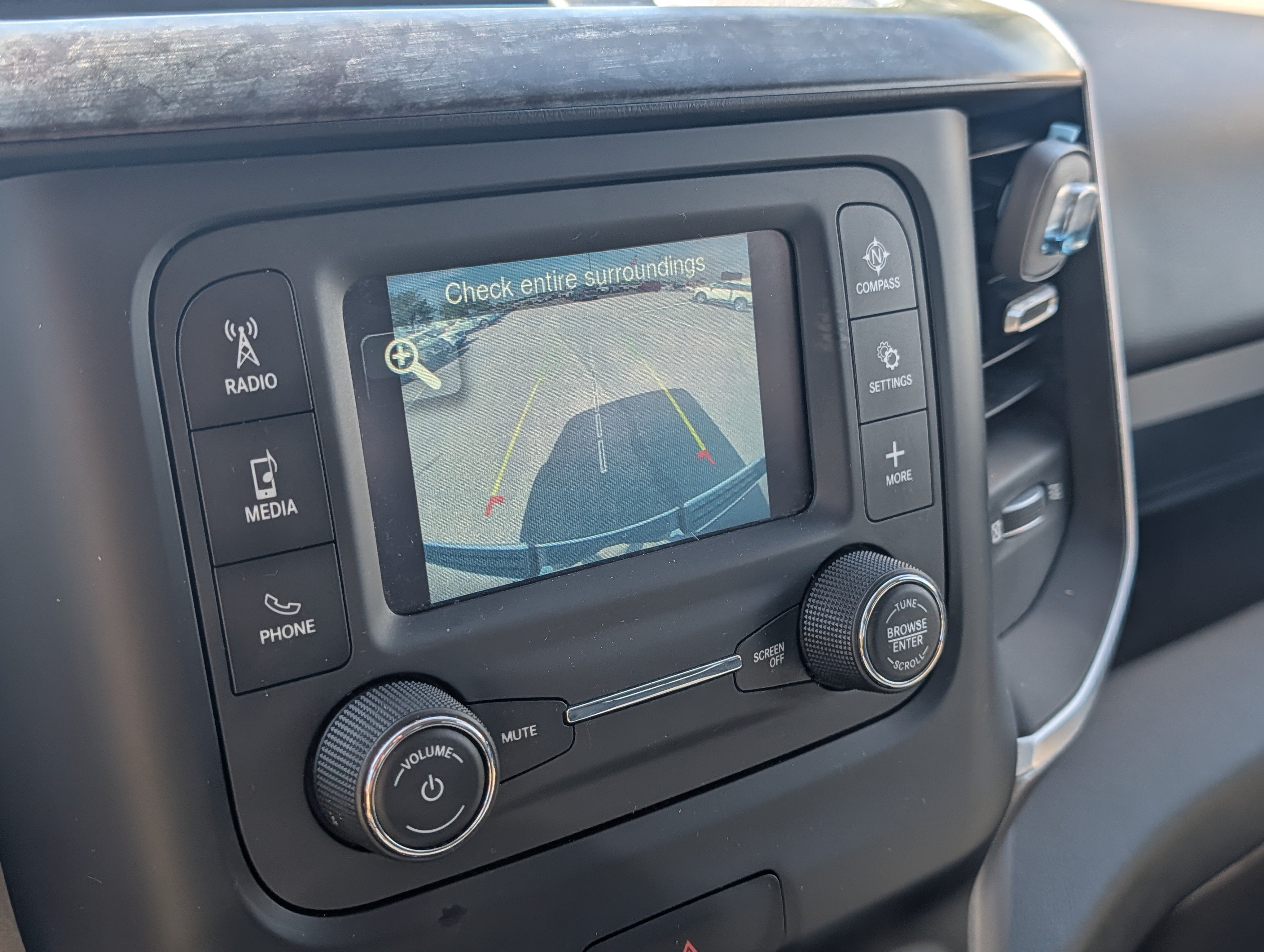 Used 2019 RAM 1500 Big Horn AWD/4WD image 17