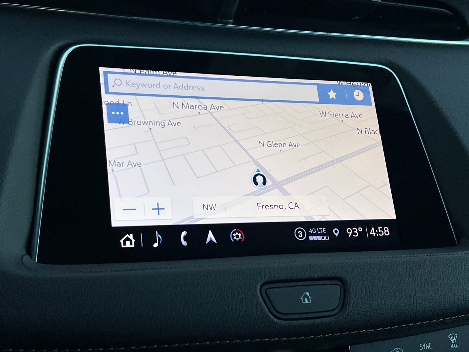 Certified 2022 Cadillac XT4 Sport AWD/4WD image 19