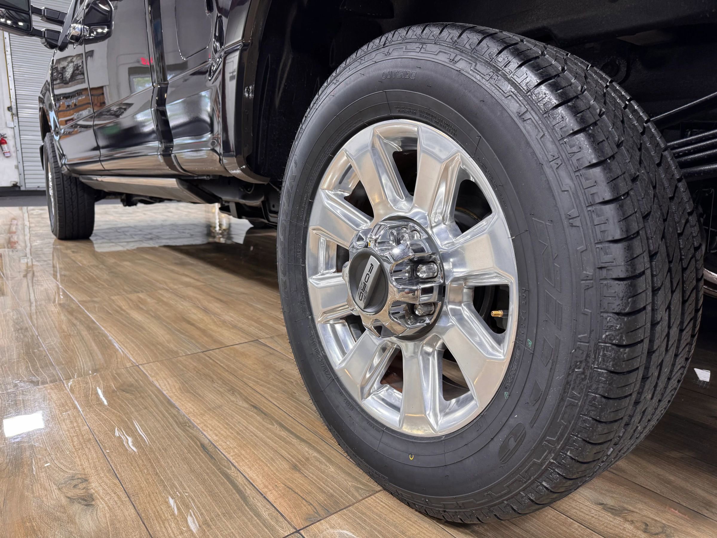 Used 2020 Ford F250 Platinum w/ FX4 Off-Road Package image 10