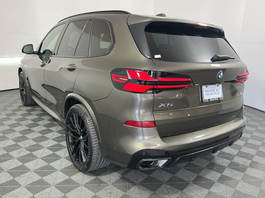 Certified 2026 BMW X5 sDrive40i w/ M Sport Package RWD image 7