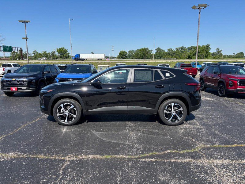 New 2026 Chevrolet Trax RS w/ Driver Confidence Package FWD video 2