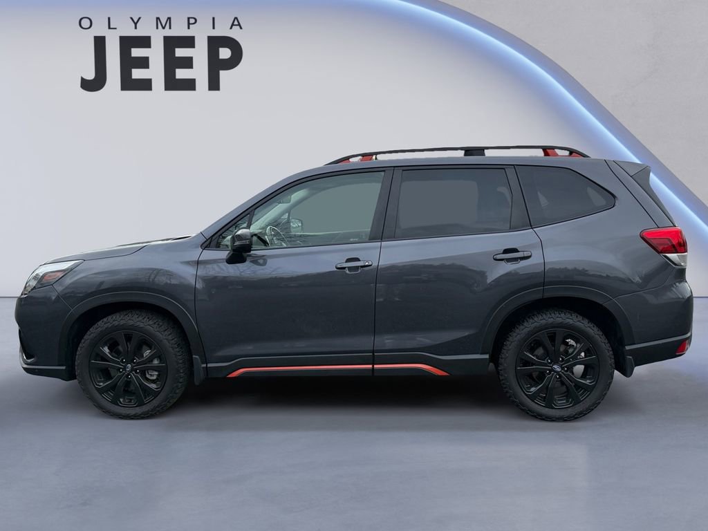 Used 2023 Subaru Forester Sport image 2