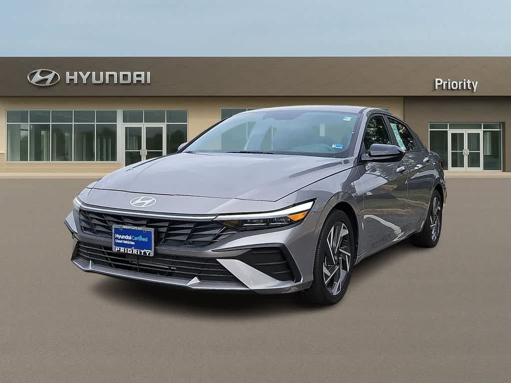 Used 2025 Hyundai Elantra Sport