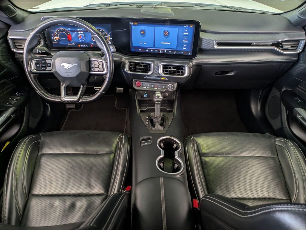 Used 2024 Ford Mustang Premium image 25