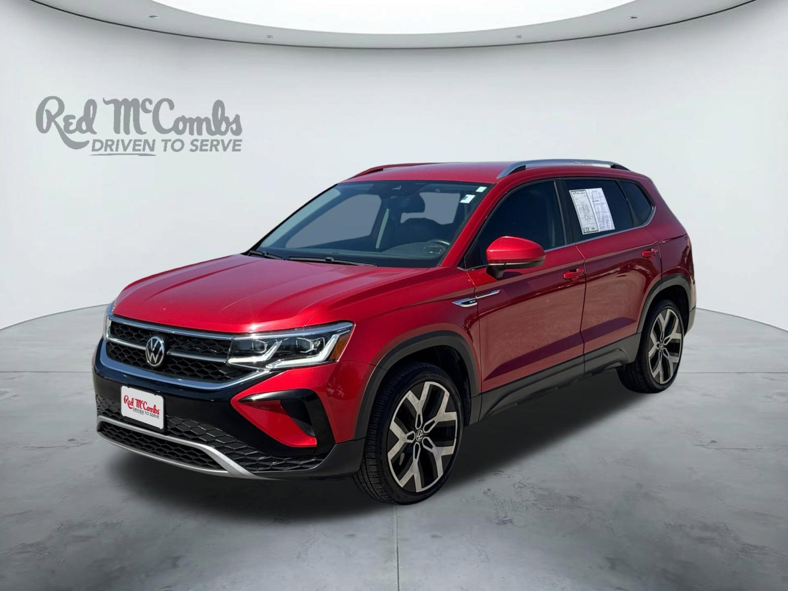 Used 2022 Volkswagen Taos SEL image 1